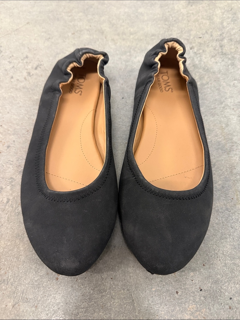 Toms Black Slip-On Ballet Flats with Elasticized Heel